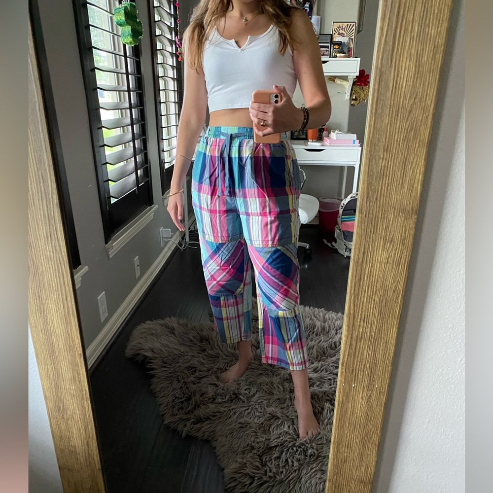 Urban Outfitters Plaid Cropped Pants / Size: M